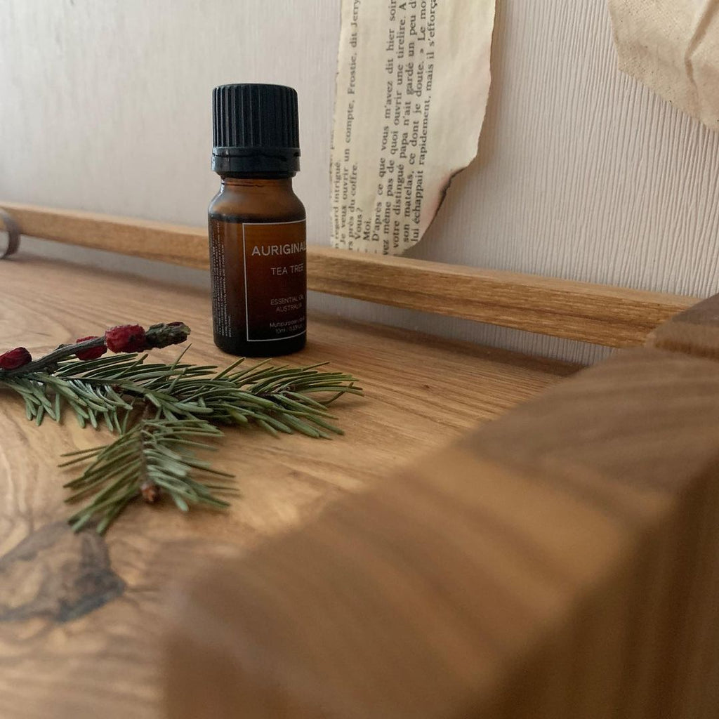 Introduction to Organic Tea Tree Essential Oil: The Key Ingredient in AURIGINALS Skincare